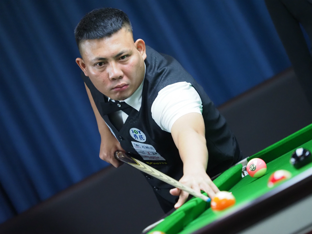 手纠结一手 手纠结一手